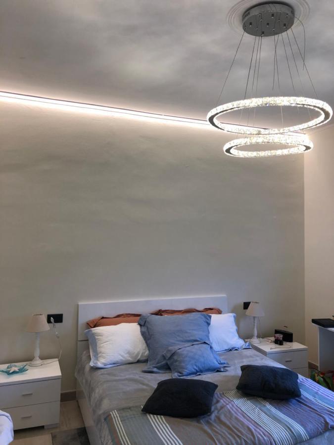 Casa Vacanze Ilaria Lägenhet Ceparana Exteriör bild